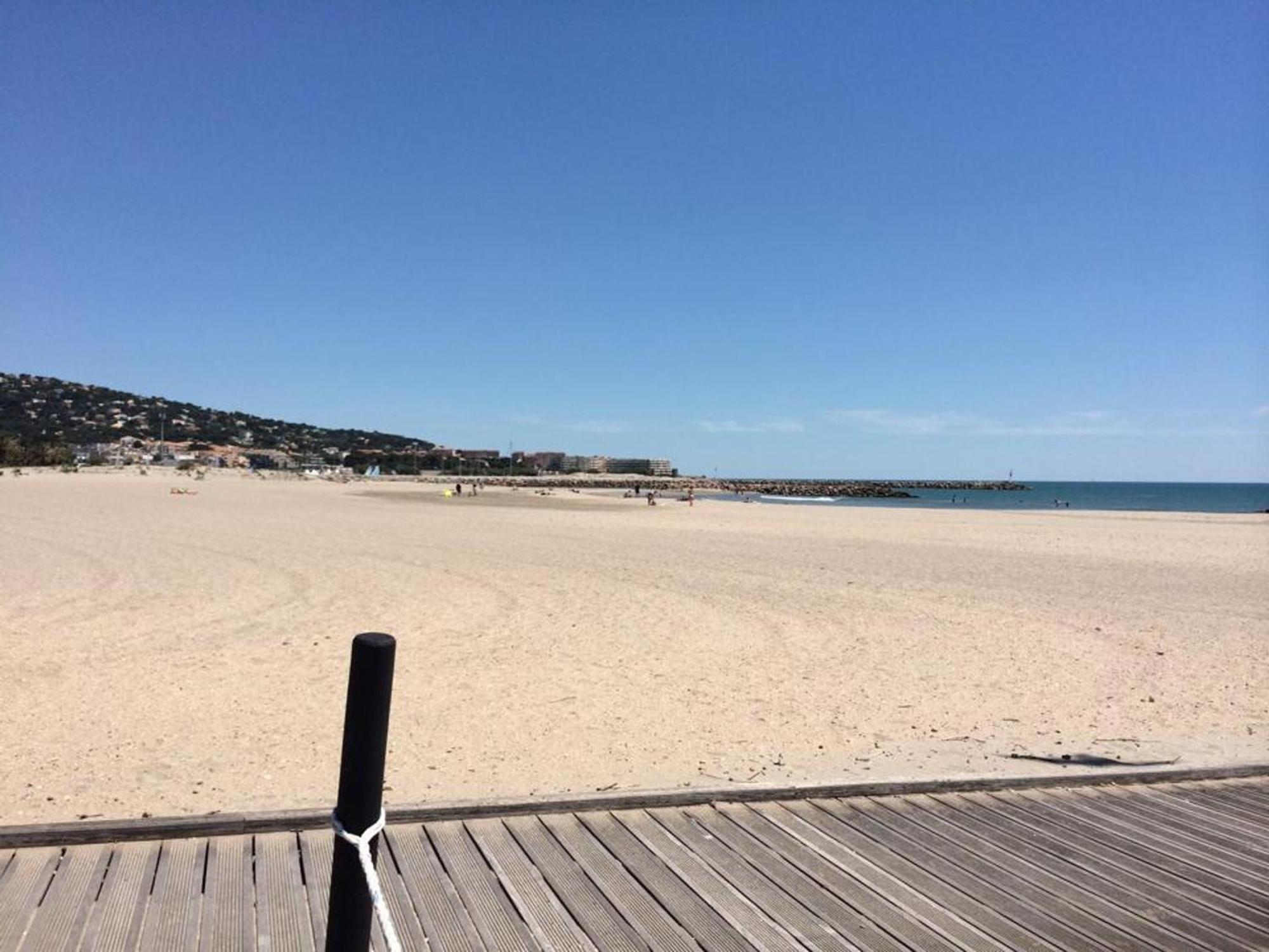 Appartement Sète, 2 pièces, 4 personnes - FR-1-338-114 Esterno foto